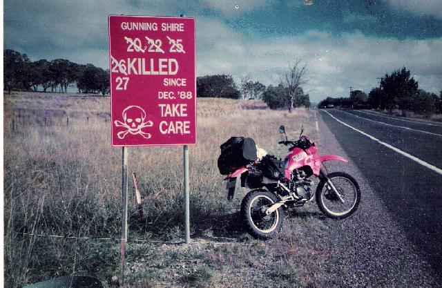 Seen on the way back to Melbourne from the first aussie GP at Eastern Creek.