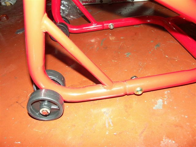 Headstand wheel base &amp;amp; connecting bolts.