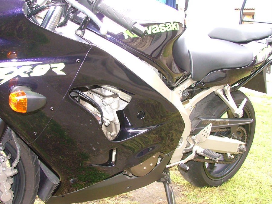 ZX 9R 5.jpg