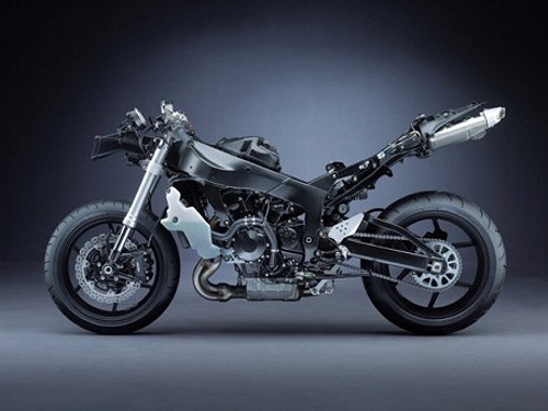 07 Kawasaki ZX6R c.jpg