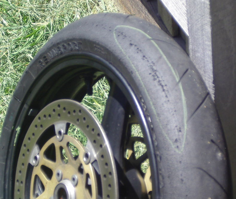tyre delamination.jpg