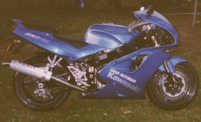 Kawasaki ZXR 750 J1  1991 Great bike Ohlins shock rear, Ohlins springs front forks, Stainless steel Full exhaust system with Laser can. Jets and K&amp;amp;N filter.