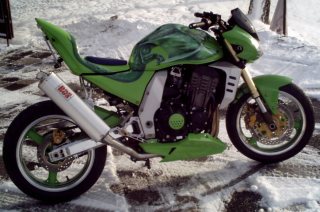 z1000_5.jpg