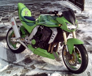 z1000_2.jpg
