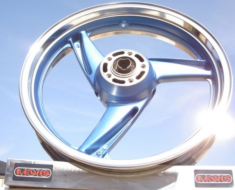 ZXR 750 92? front wheel