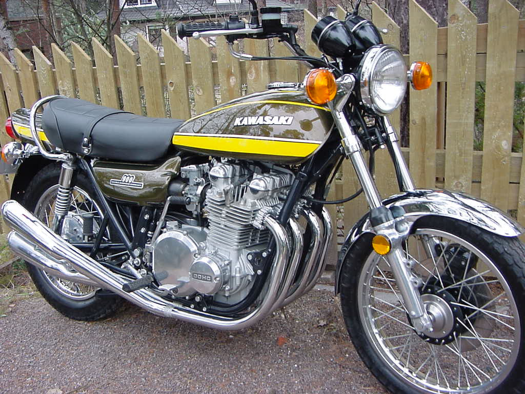 Nice and tidy Z1B 900.