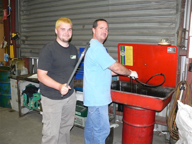 Trained Technicians and Kawa special Fork tool