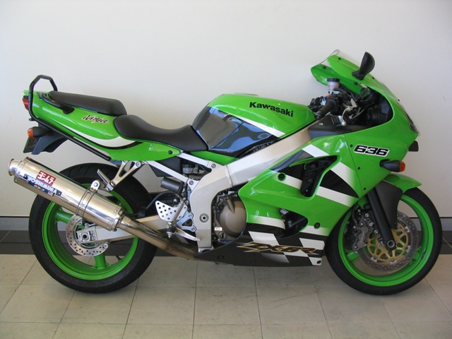 '02 ZX-636