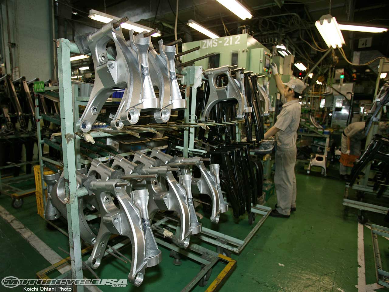 Motorcycle_Plant_frames6.jpg