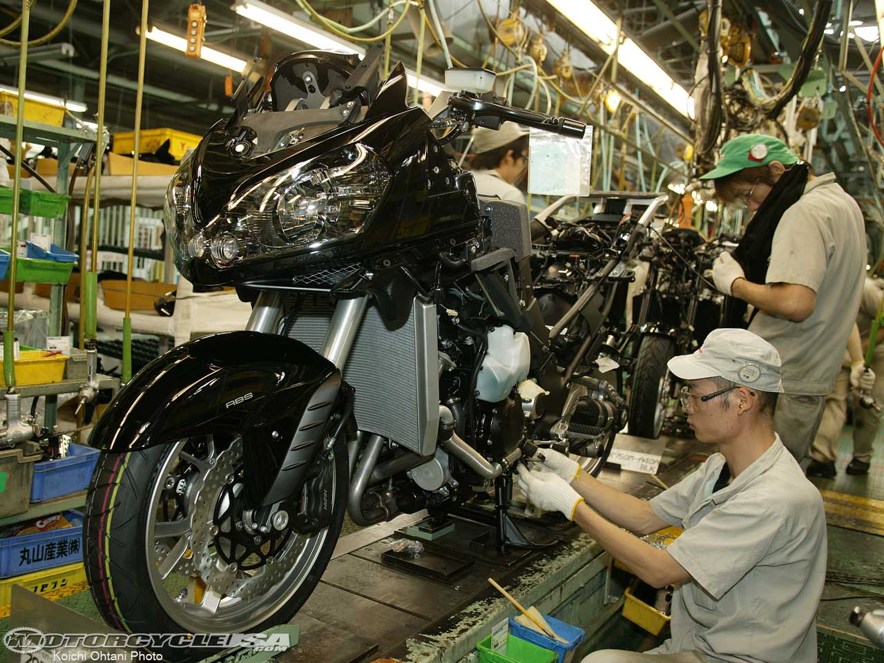 Motorcycle_Plant_working28.jpg