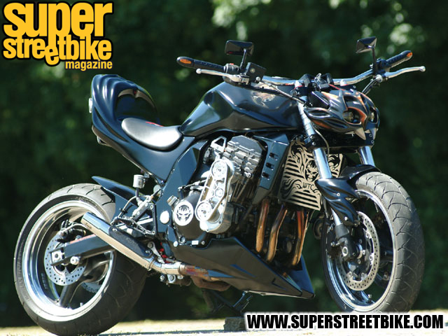 0704_sbkp_01_z+2005_kawasaki_z750+front_right_view.jpg