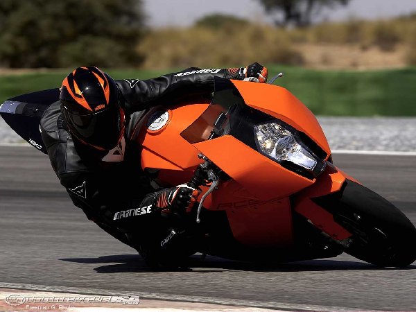 KTM_RC8_9.jpg