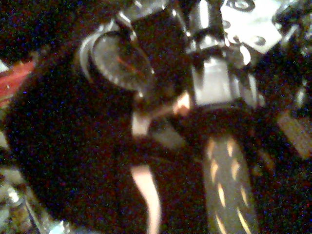 clutch lever, bad angle on this picture to be honest...