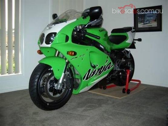 zx7r.jpg