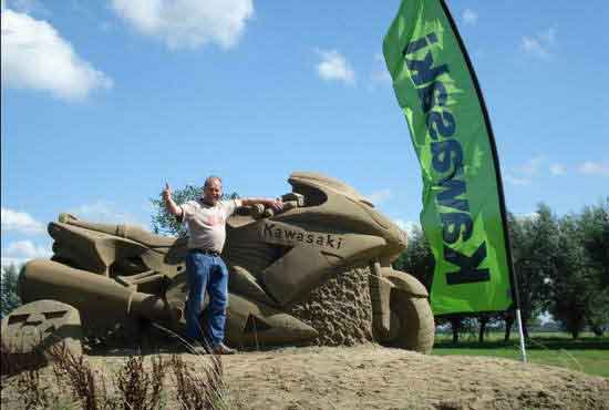 Kawasaki-sand.jpg