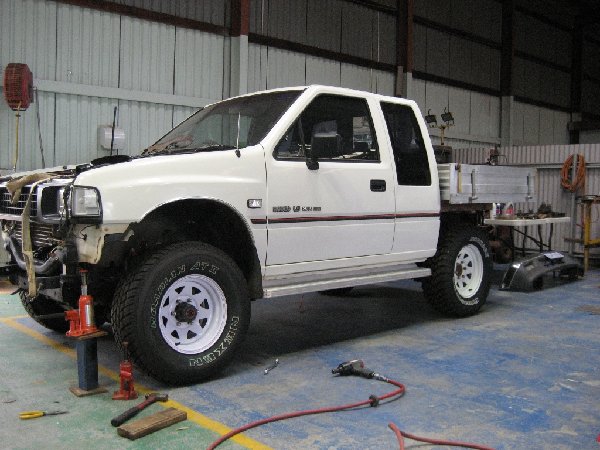 Tray and sidesteps on