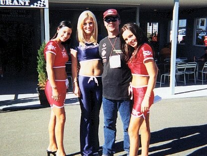 Dave-girls.JPG