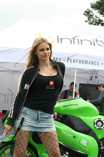 Kawasaki-Girl-35.jpg