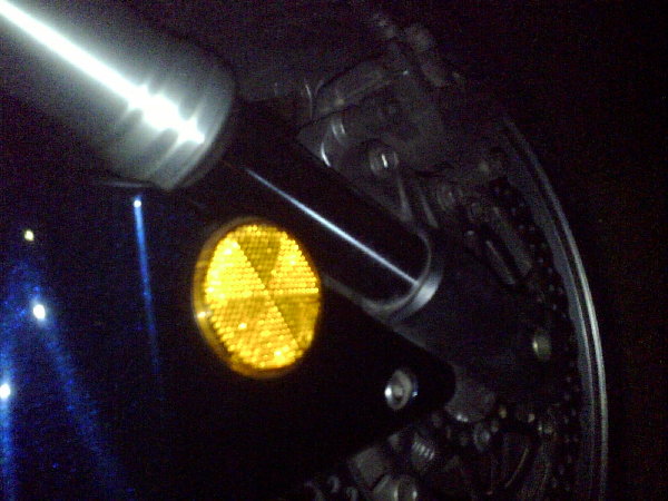 Here is that horrid, orange reflector on the front mud guard