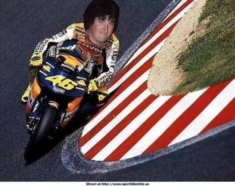 MotoGP-Premier-2002-Honda-RC211V-42112a.JPG
