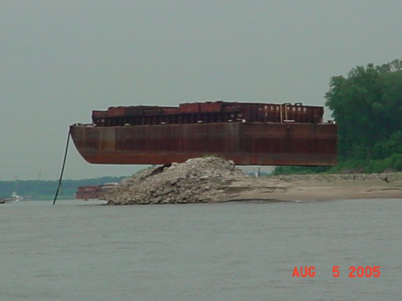 BargeOnLevee112105McGrady.jpg