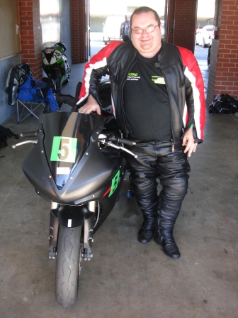 a secret affair with R6 hehe