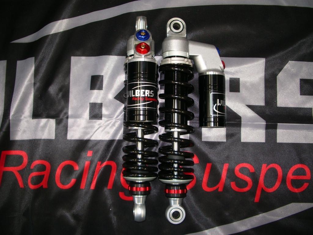 Wilbers Type 632 twin shocks.JPG