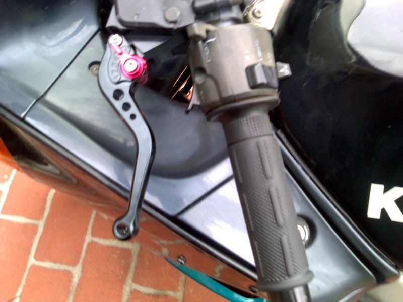 Bling - clutch lever.jpg