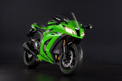 2011-Kawasaki-Ninja-ZX-10R.jpg