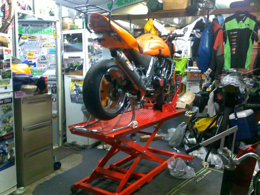 10122010215sml.jpg
