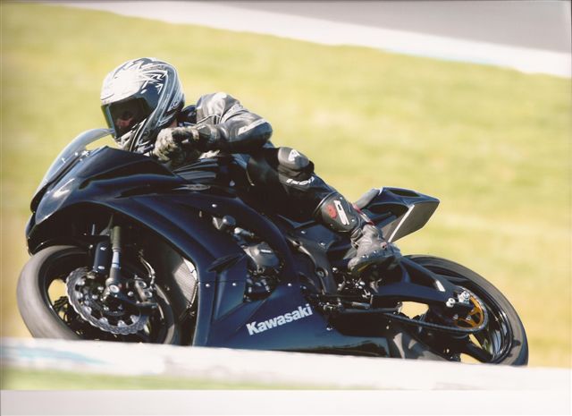 Macca_2011_zx10r_MG_exit.jpg