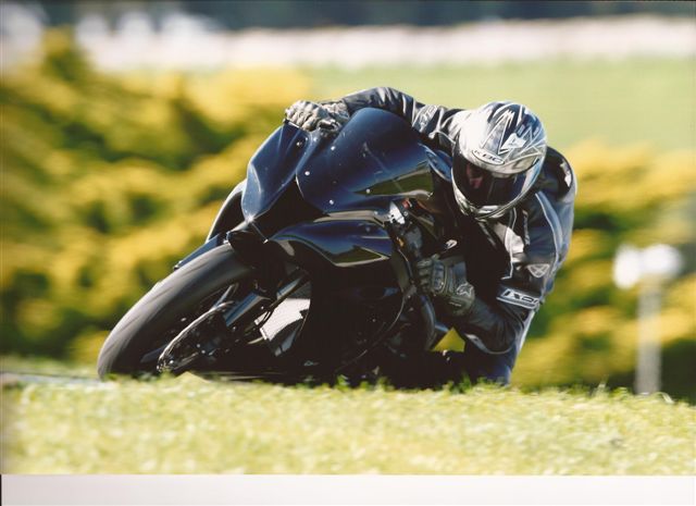 Macca_2011_zx10r_Lukey.jpg