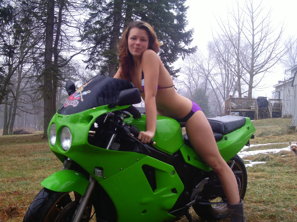 kawasaki girl (500).jpg