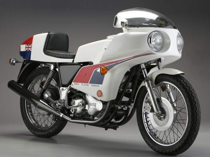 Norton%20Commando%20850%20JPS%2073.jpg