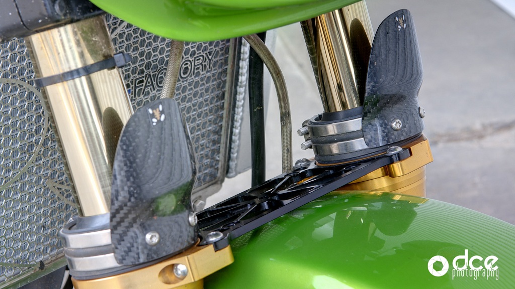 Kawasaki ZXR-4685_6_7sml.jpg