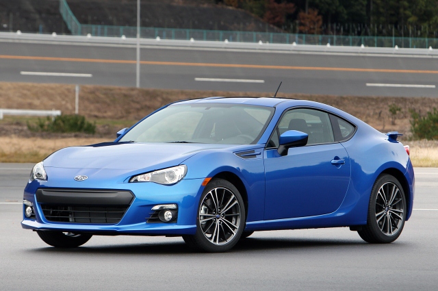 2013-Subaru-BRZ-21[2] (640x425).jpg