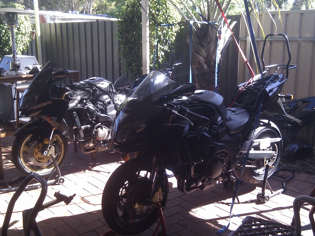 naked 12Rs.jpg