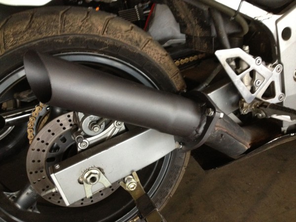 zx6r exhaust.jpg