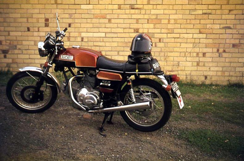 Ducati 750.jpg