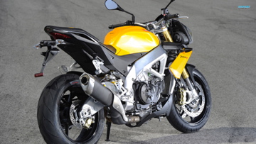 aprilia-tuono-v4-11087-1920x1080.jpg