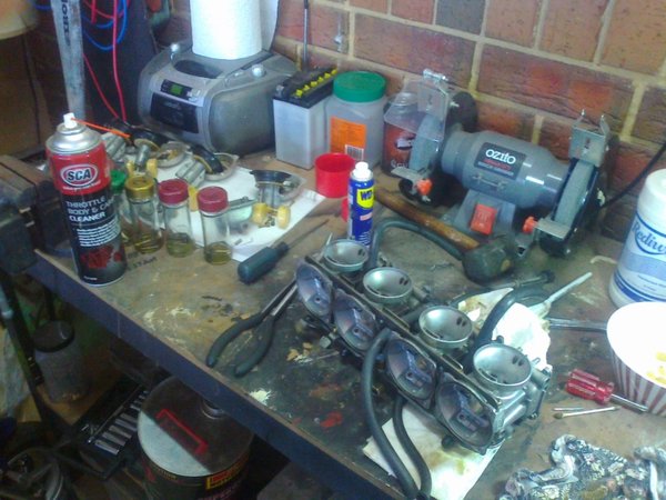 Yes, those are little spice jars I keep the jets in, the only good excuse to have a spice rack in a man-cave.