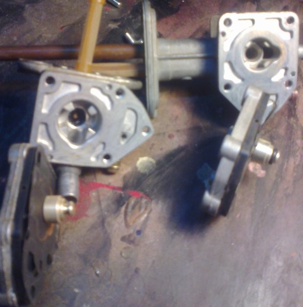 gpx750r_fuel_taps_2a.jpg
