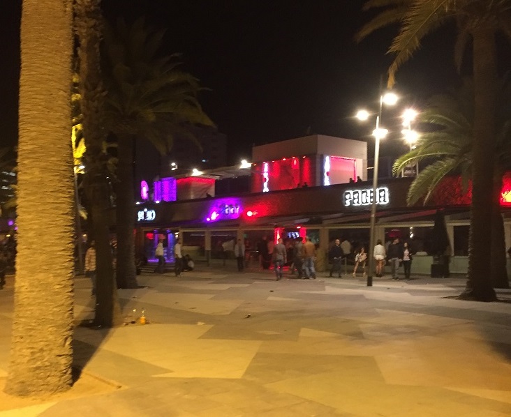 La Barceloneta.......Catalan for Big Puddy Fun