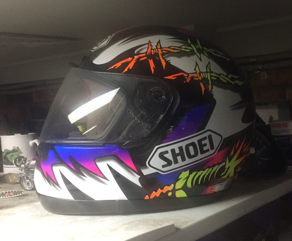 Shoei Ueda 1, the first nice helmet I bought. Trashed it at EC, but lucked on this one in perfect nick on Gumtree as a freebie for display