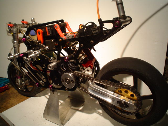 Customized TTfm1e, CF frame, Delrin wheels,.. it also has a Hacker Brushless motor system in it with a Schultz U-Force75 ESC,.. 60km no probs..