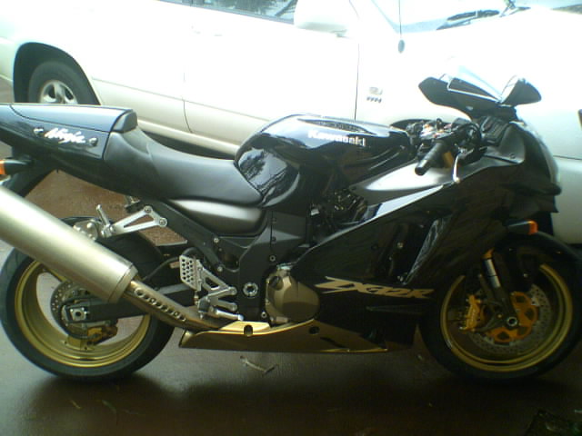 dirty zx12r.jpg